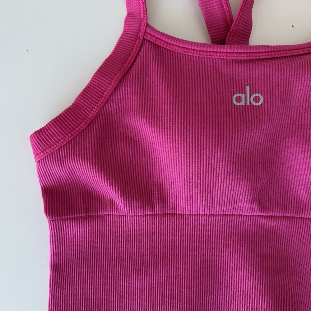 Alo Sports Bra Womens Small Pink Summer Ribbed Favorite Tank Yoga Seamless Gym - Picture 3 of 11